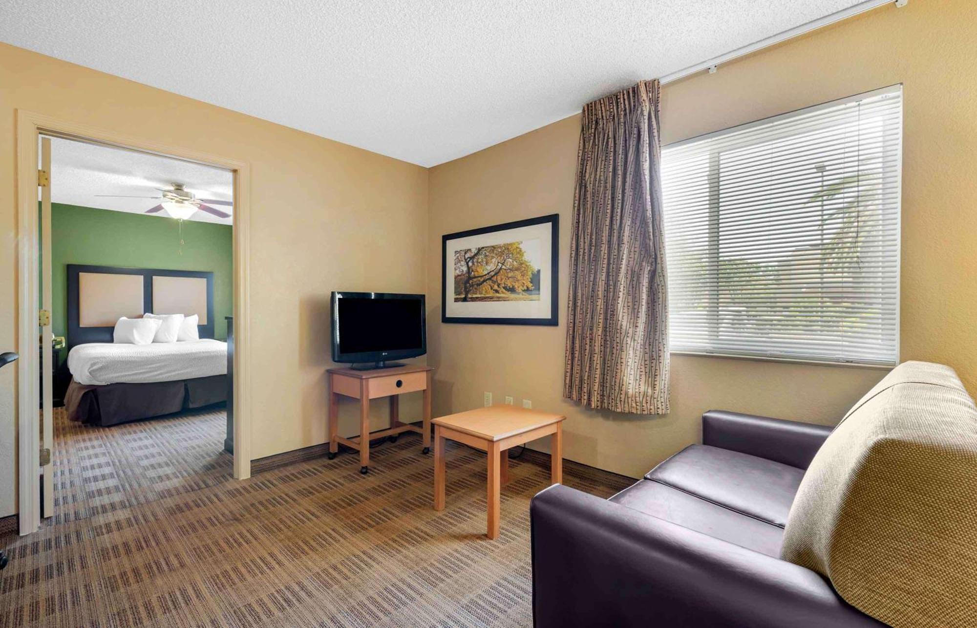Extended Stay America Select Suites - Jacksonville Salisbury Rd Southpoint Exteriér fotografie