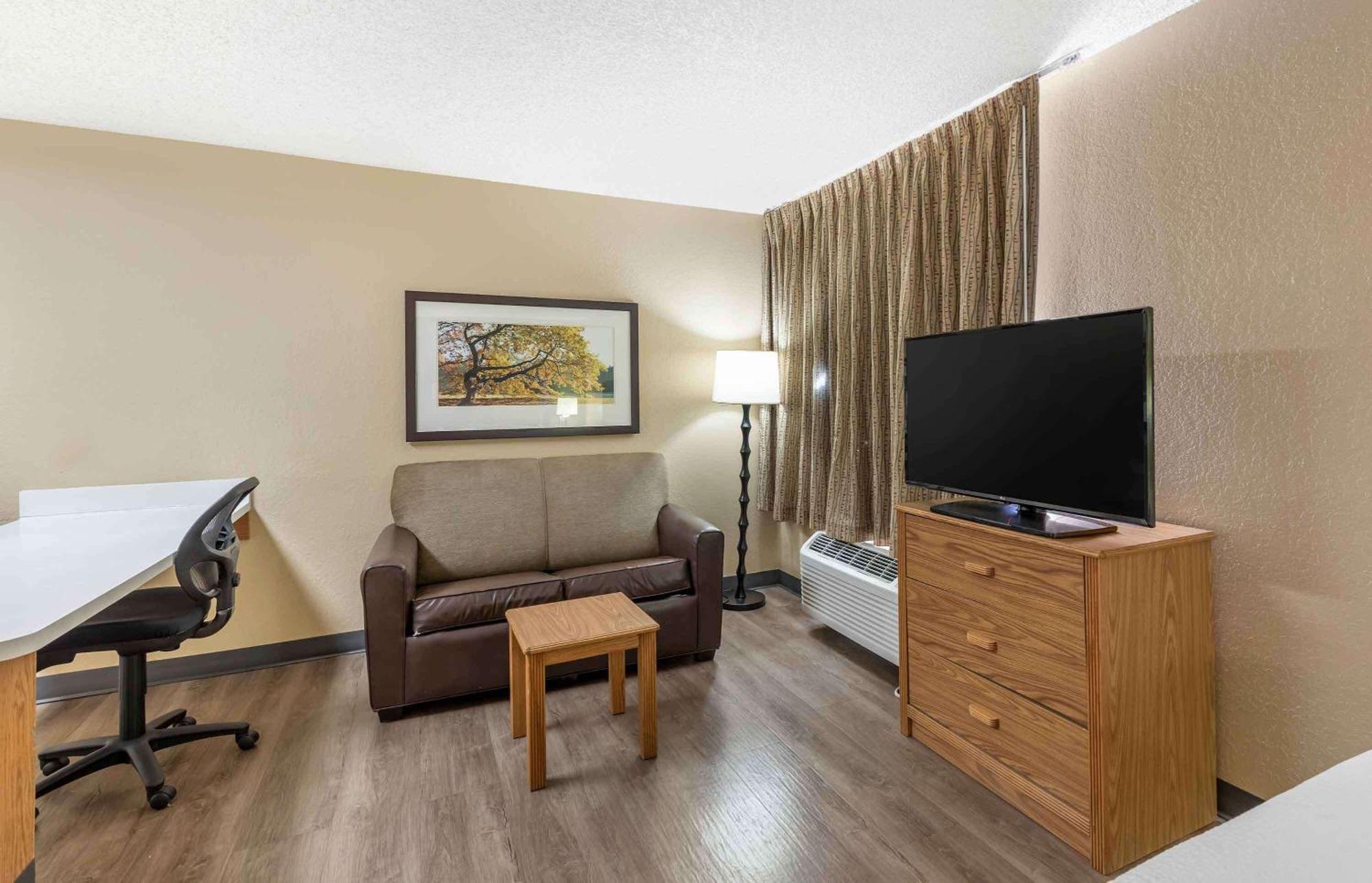 Extended Stay America Select Suites - Jacksonville Salisbury Rd Southpoint Exteriér fotografie